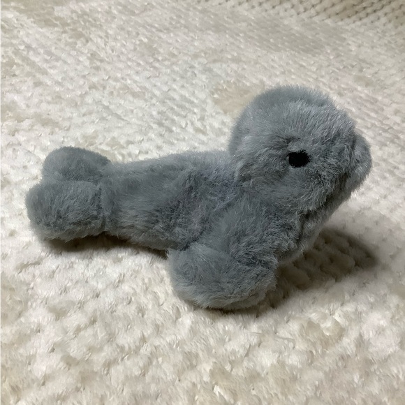 Little Baby Grey Plush Seal Stuffed Animal Toy - Picture 1 of 7